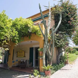 https://bb-la-casa-dei-gelsi.hotelitalianriviera.com