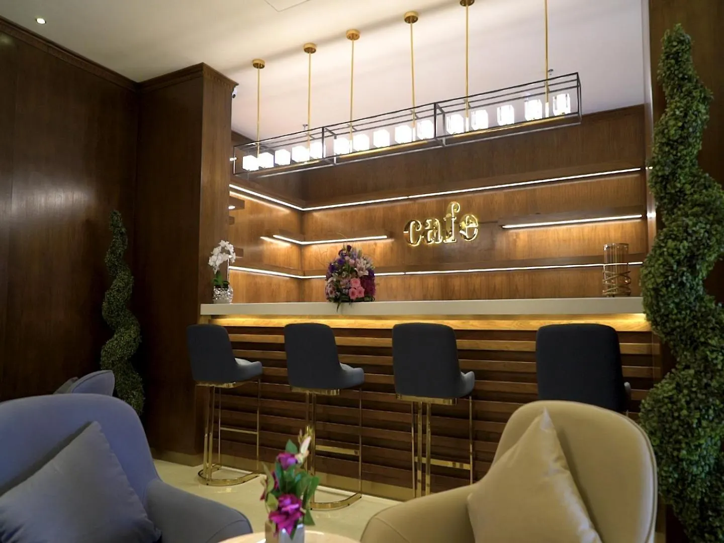 Violet Rose Aprit Hotel Cidde 0*,  Suudi Arabistan