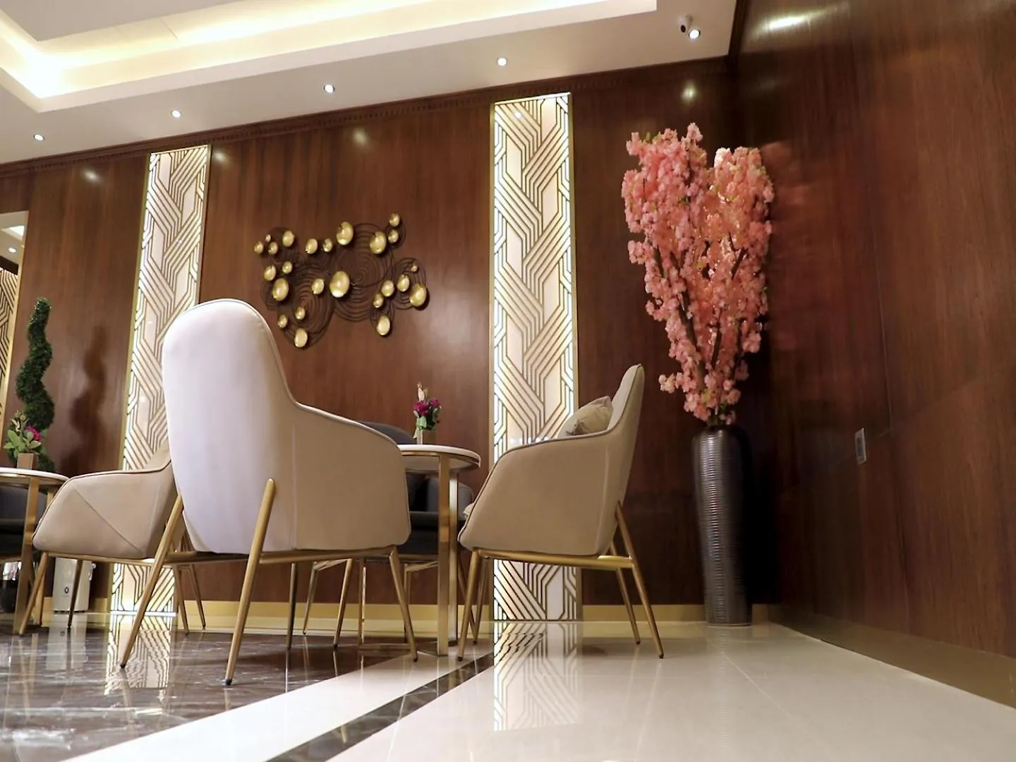 Violet Rose Aprit Hotel Dschidda